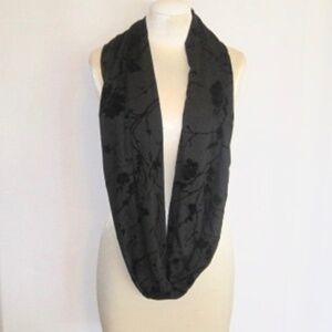 Simon Chang Infinity Scarf